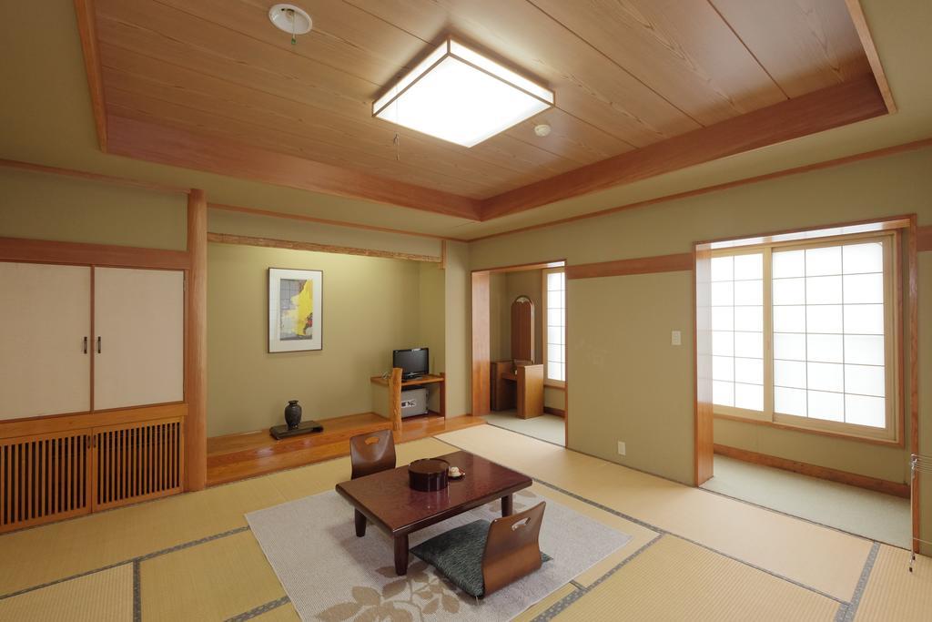 Nozawa Onsen Hotel Экстерьер фото