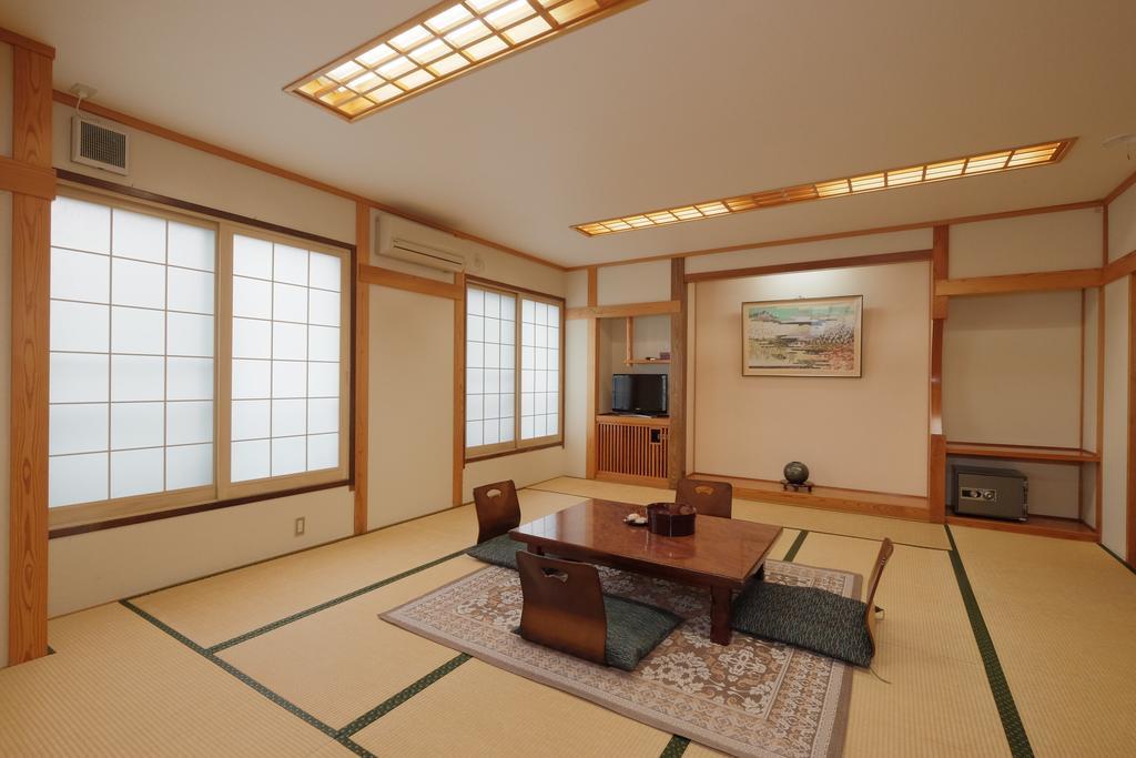 Nozawa Onsen Hotel Экстерьер фото